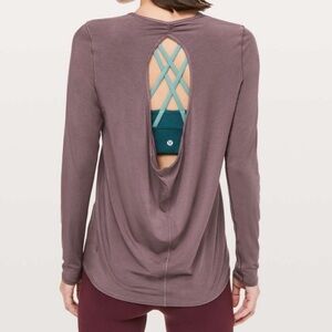 Lululemon Timeless Twist Long Sleeve Top